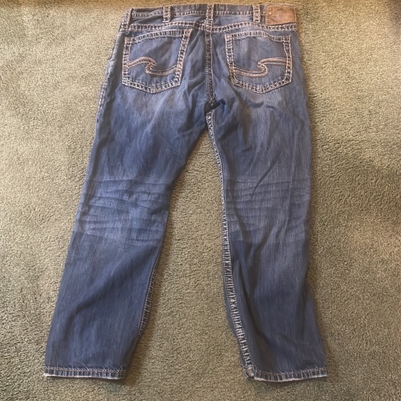 Silver Nash Heritage Size 36X30 Dark Blue Jean in Great Condition - Picture 3 of 4